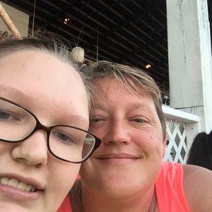 Meet your Posher, Kristen